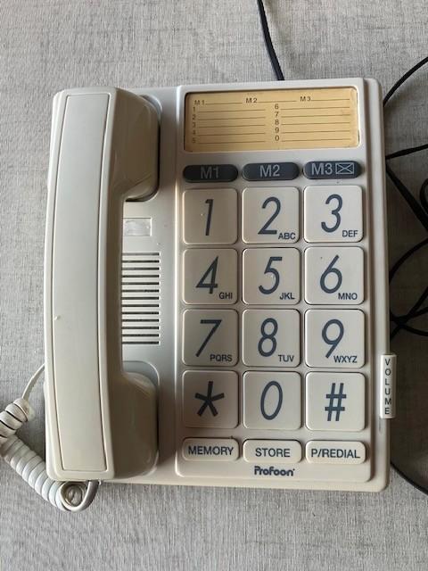 Vaste telefoon met grote toetsen, Telecommunicatie, Vaste telefoons | Niet Draadloos, Ophalen of Verzenden