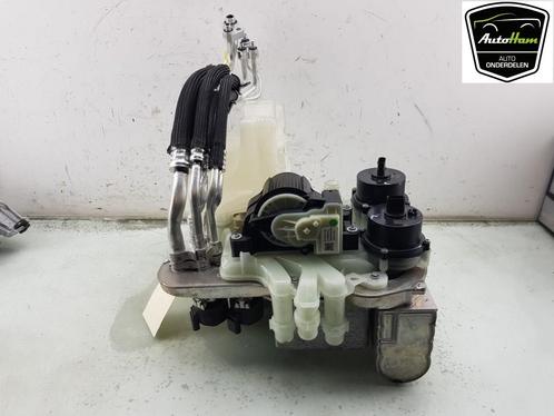 AIRCO CONDENSOR Tesla Model Y (5YJY) (01-2019/-), Auto-onderdelen, Airco en Verwarming, Overige automerken, Gebruikt