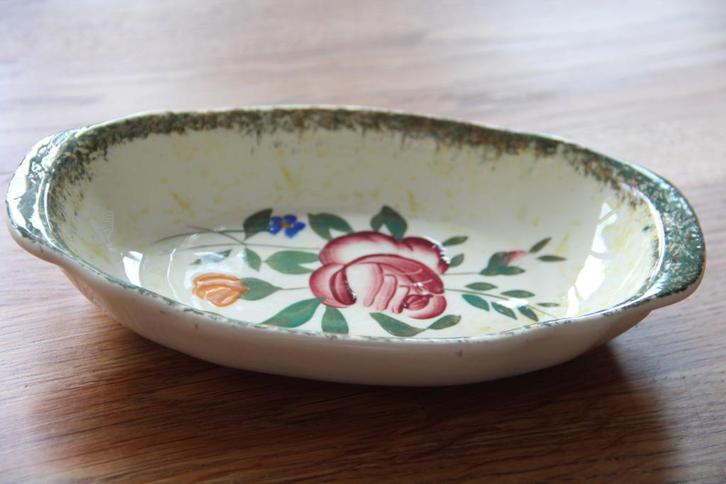 Boch schaaltje van aardewerk met bloemenprint, Antiek en Kunst, Antiek | Servies los, Ophalen of Verzenden