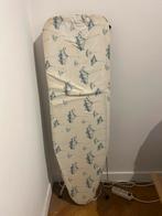 Planche a repasser, Elektronische apparatuur, Strijkijzers en Strijkplanken, Ophalen, Gebruikt