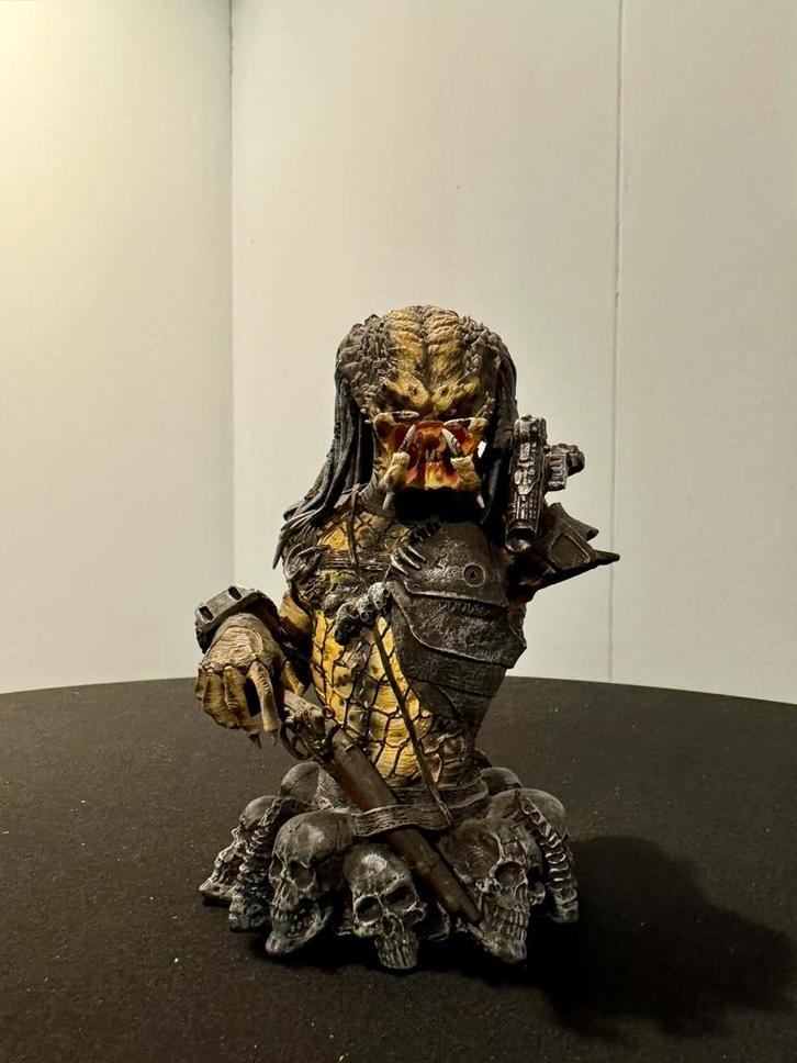 Predator Elder Mini-Bust, Collections, Jouets miniatures, Comme neuf, Enlèvement