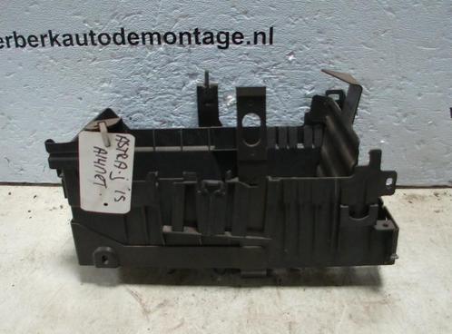 ACCUBAK Opel Astra J GTC (PD2 / PF2) (13354420), Auto-onderdelen, Accu's en Toebehoren, Opel, Gebruikt