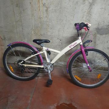 Kinderfiets btwin beschikbaar voor biedingen