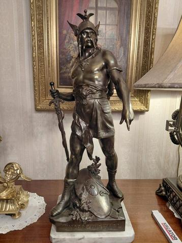 Bronzen beeld van Gallische krijger door E. Picault beschikbaar voor biedingen