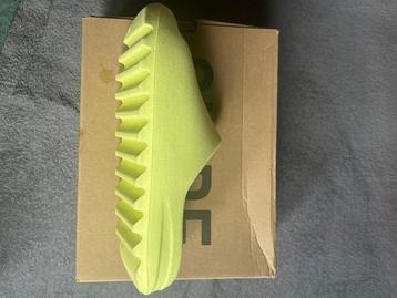 Yeezy slide lime, Enlèvement ou Envoi, Neuf, ADIDAS