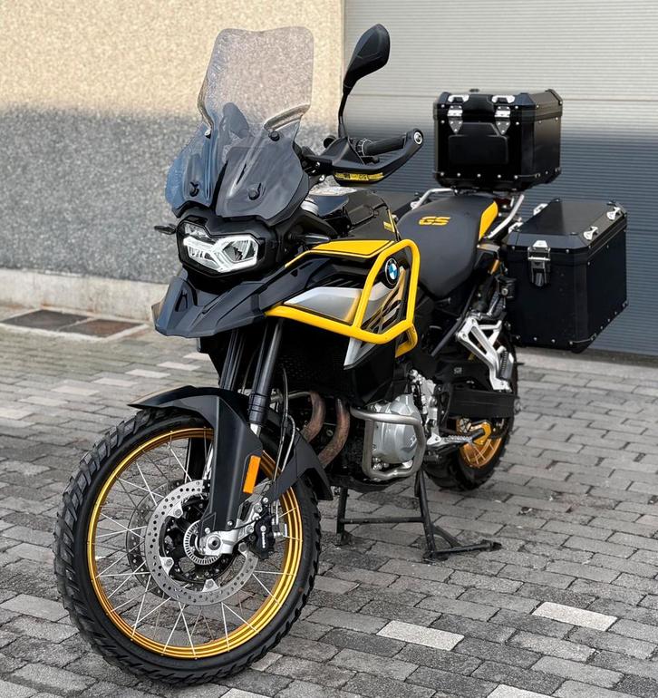 BMW GS850| 2021| 3000KM!| AKRAPOVIC| QUICKSHIFTER| 40YR EDT, Motoren, Motoren | BMW, Particulier, Toermotor, 12 t/m 35 kW, 2 cilinders