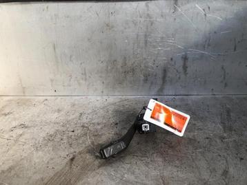 Ruitenwis Schakelaar van een Volkswagen Golf beschikbaar voor biedingen