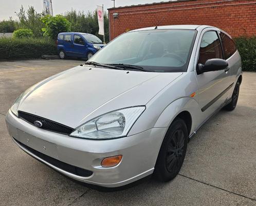 Ford Focus 1.4i essence 155dkm DEJA PRETE A IMMATRICULER, Autos, Ford, Particulier, Focus, ABS, Airbags, Air conditionné, Alarme