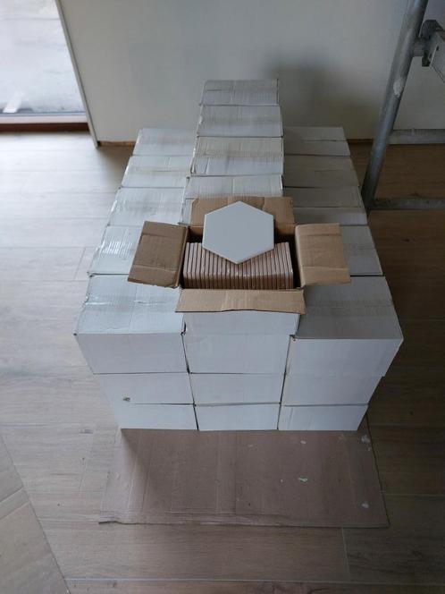 25m² Terre d'Azur wit matte hexagonale vloer/wandtegel, Doe-het-zelf en Bouw, Tegels, Nieuw, Wandtegels, Minder dan 20 cm, Minder dan 20 cm
