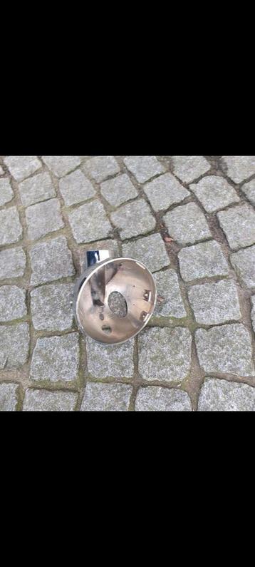 Monkey chrome koplamphuis beschikbaar voor biedingen