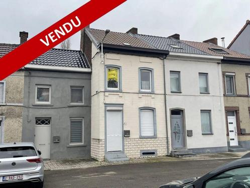 Maison à vendre à Haine-Saint-Pierre, 2 chambres, Immo, Huizen en Appartementen te koop, Vrijstaande woning