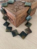 Handgemaakte halsketting van TITTO, Handtassen en Accessoires, Antieke sieraden, Ophalen of Verzenden, Ketting