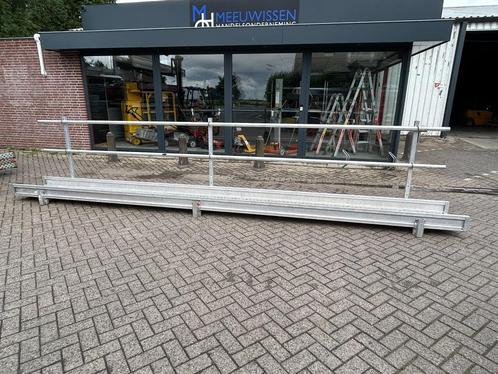 Altrex aluminium werkbrug/loopbrug 6.20M met leuning gebruik, Doe-het-zelf en Bouw, Gereedschap | Machine-onderdelen en Toebehoren