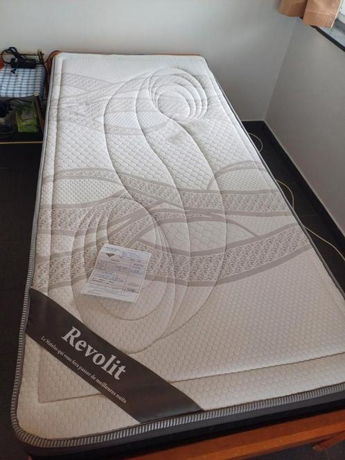 Orthopedisch matras 90cm20030cm Revolit Prestige, Huis en Inrichting, Slaapkamer | Matrassen en Bedbodems, Zo goed als nieuw, Matras