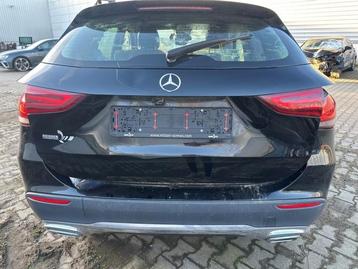Achterklep van een Mercedes GLA (696), Enlèvement ou Envoi, Mercedes-Benz, Utilisé, 3 mois de garantie