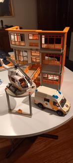 Playmobil ziekenhuis met helikopter en ambulance, Kinderen en Baby's, Speelgoed | Playmobil, Ophalen, Zo goed als nieuw