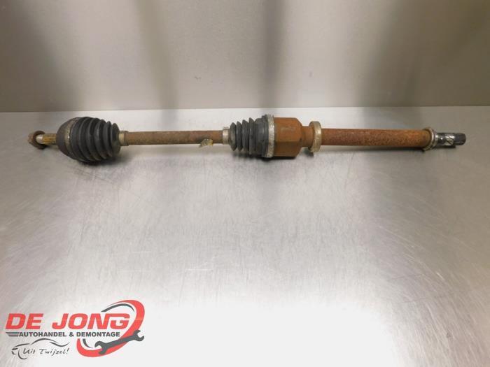 Aandrijfas rechts-voor van een Renault Clio, Auto-onderdelen, Remmen en Aandrijving, Renault, Gebruikt, 3 maanden garantie, Ophalen of Verzenden