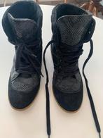 Zwarte hoge sneakers met verhoogde hak maat 40, Kleding | Dames, Schoenen, Sneakers, Ophalen of Verzenden, Zo goed als nieuw, Zwart