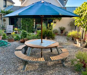 Tuintafel Extremis Gargantua beschikbaar voor biedingen