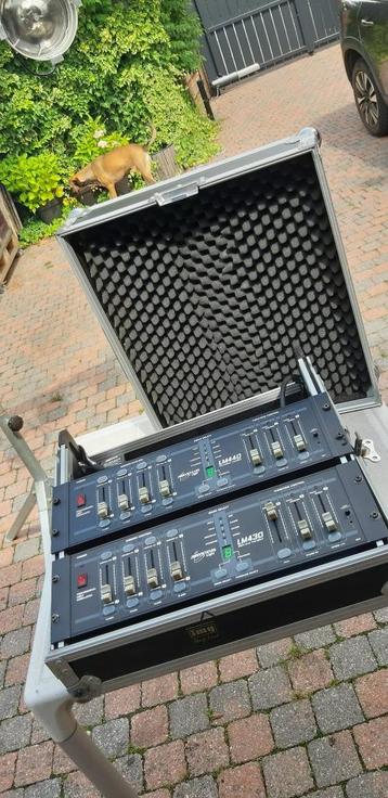JB Systems LM 430 & 440 Light controllers in flightcase beschikbaar voor biedingen
