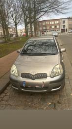 Toyota Yaris 2004, Auto's, Toyota, 5 deurs, Particulier, Yaris, Zilver of Grijs