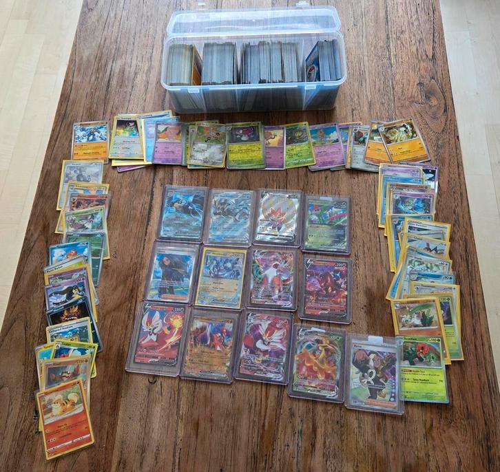 Pokemon Verzameling, Hobby en Vrije tijd, Verzamelkaartspellen | Pokémon, Zo goed als nieuw, Ophalen
