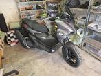 Maxi scooter Aprilia, Fietsen en Brommers, Scooters | Aprilia, Overige modellen, Ophalen of Verzenden, Zo goed als nieuw, 200 cc