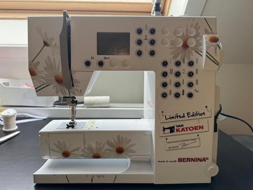 Bernina limited edition 215, Hobby & Loisirs créatifs, Machines à coudre & Accessoires, Utilisé, Machine à coudre, Bernina, Enlèvement