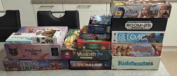 Verschillende bordspellen, Hobby en Vrije tijd, Gezelschapsspellen | Bordspellen, Zo goed als nieuw, Een of twee spelers, Drie of vier spelers