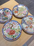 4 Chinese bordjes eind j'60, te hangen of op staander zetten, Ophalen