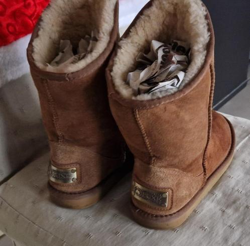 Ugg👍Model Luxe Collection+WARM👍m:38👍, Kleding | Dames, Schoenen, Zo goed als nieuw, Hoge laarzen, Overige kleuren, Ophalen