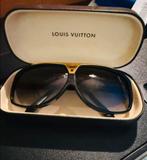 Louis Vuitton Evidence zonnebril (origineel)., Handtassen en Accessoires, Zonnebrillen en Brillen | Heren, Ophalen of Verzenden