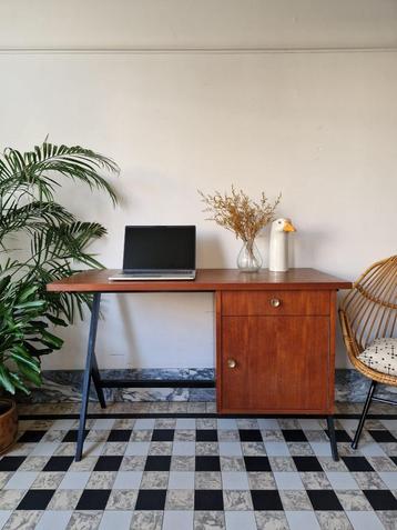 Vintage midcentury bureau | werkplek | tafel  beschikbaar voor biedingen