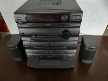 Sony stereoketen 100W met 5cd lader beschikbaar voor biedingen