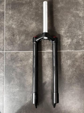 Carbon voorvork voor MTB 26inch beschikbaar voor biedingen