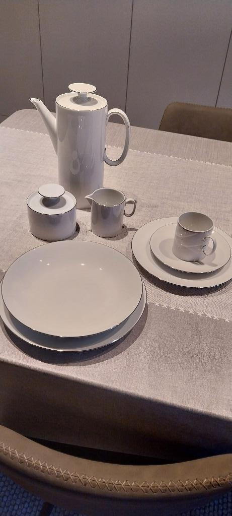 Servies Thomas Germany (vintage), Huis en Inrichting, Keuken | Servies, Gebruikt, Compleet servies, Effen, Porselein, Ophalen