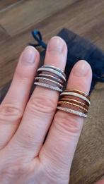 2 ringen Victoria, Handtassen en Accessoires, Ringen, Gebruikt, Ophalen of Verzenden, Dame