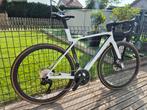 Trek Madone SL6 Gen 8 Shimano 105 di2. NIEUW !, Fietsen en Brommers, Ophalen, Nieuw