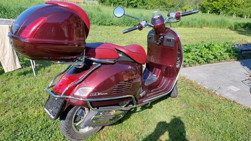 Vespa 300 GTV Vie Della Moda, Motoren, Motoren | Piaggio, Particulier, Scooter, 12 t/m 35 kW, 1 cilinder, Ophalen