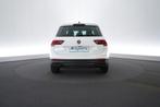 (2BRH483) VOLKSWAGEN TIGUAN, Voorwielaandrijving, Stof, Wit, https://public.car-pass.be/vhr/9be47519-da7b-4ce3-a08e-fea915eed12f