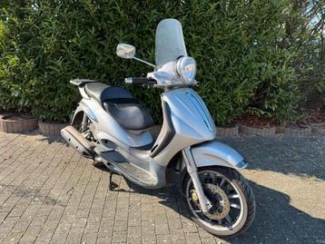 Piaggio Beverly 500cc Duits beschikbaar voor biedingen