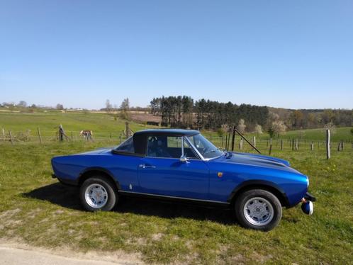 Fiat 124 spider 1976, Autos, Oldtimers & Ancêtres, Particulier, Fiat, Essence, Cabriolet, 2 portes, Boîte manuelle, Bleu, Noir