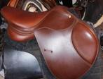 Nouvelle selle d obstacle taille 17,5, Dieren en Toebehoren, Paarden en Pony's | Zadels, Ophalen, Nieuw, Springen