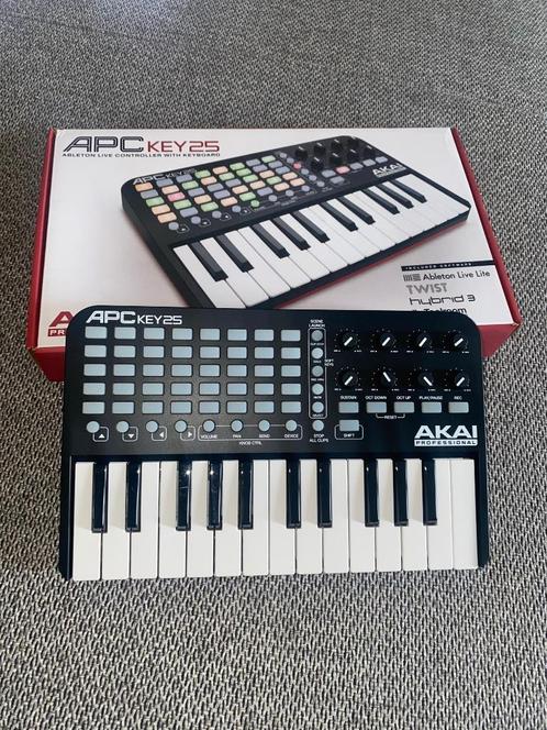Akai APC Key 25 MIDI-controller, Muziek en Instrumenten, Midi-apparatuur, Zo goed als nieuw, Ophalen of Verzenden