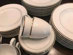 Eet en koffieservies van Shirnding Wit/ gouden rand *Nieuw*, Huis en Inrichting, Ophalen of Verzenden