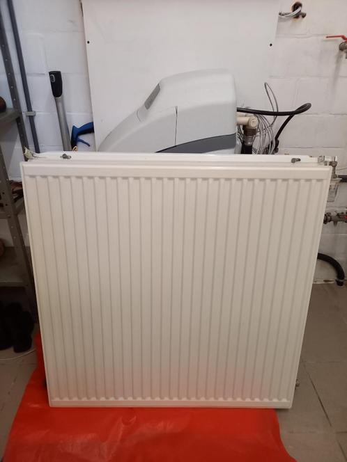 Nieuwe Stelrad Accord Radiator, 3 panelen zonder omkasting, Doe-het-zelf en Bouw, Verwarming en Radiatoren, Nieuw, Radiator, 800 watt of meer
