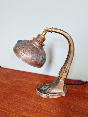 Art Nouveau bronzen bureaulamp, jaren 1900-10 beschikbaar voor biedingen