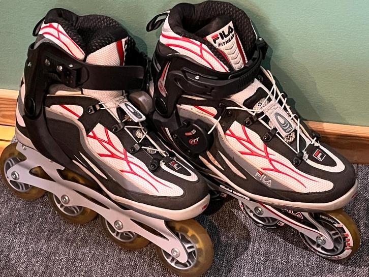 Roller FILS taille 40, Sports & Fitness, Patins à roulettes alignées, Comme neuf, Rollers 4 roues en ligne, Femmes, Hommes, Enfants