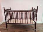 Vintage houten babybed, Kinderen en Baby's, Babywiegjes en Ledikanten, Ophalen, Gebruikt