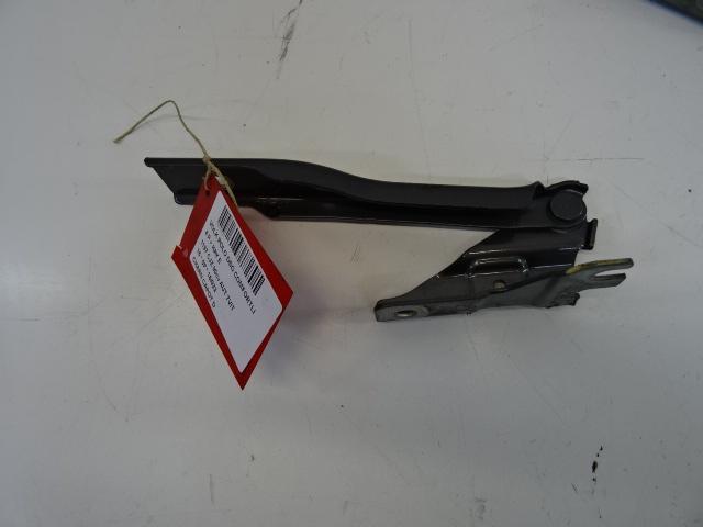 CHARNIERE DE CAPOT DROIT Polo V (6R) (6R0923302E), Autos : Pièces & Accessoires, Autres pièces automobiles, Volkswagen, Utilisé